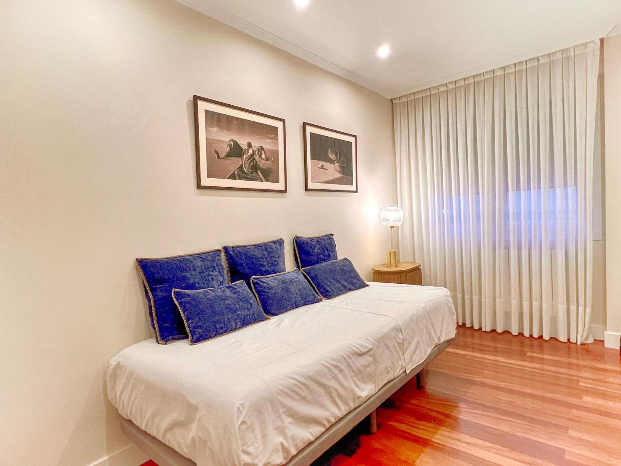 River Deluxe Con Garaje Gratis Bilbao Exteriör bild